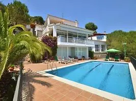 בית נופש Villa Dali *