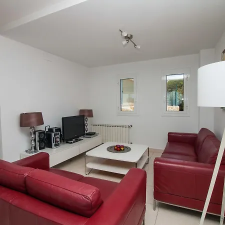 בית נופש Villa Dali